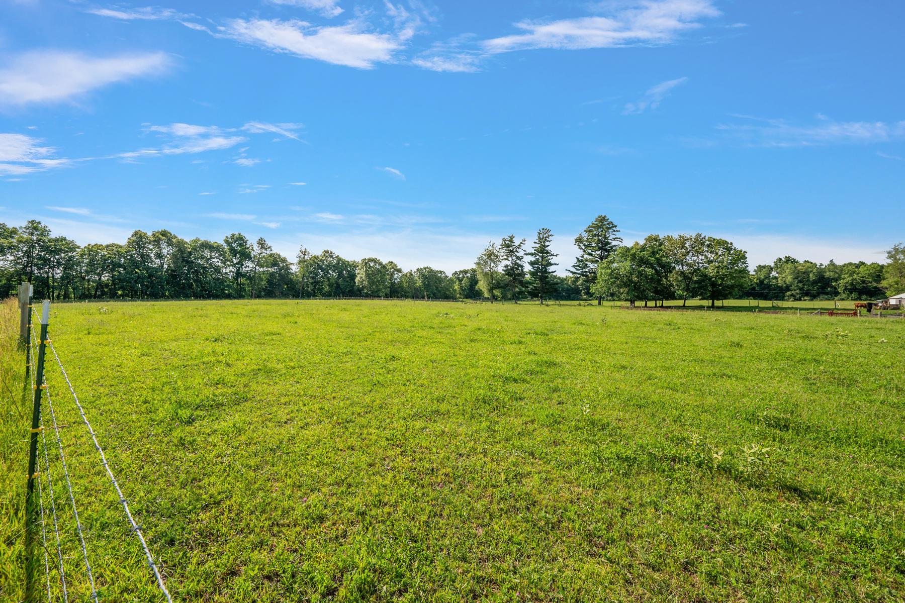  Groveland Township - 物件實景