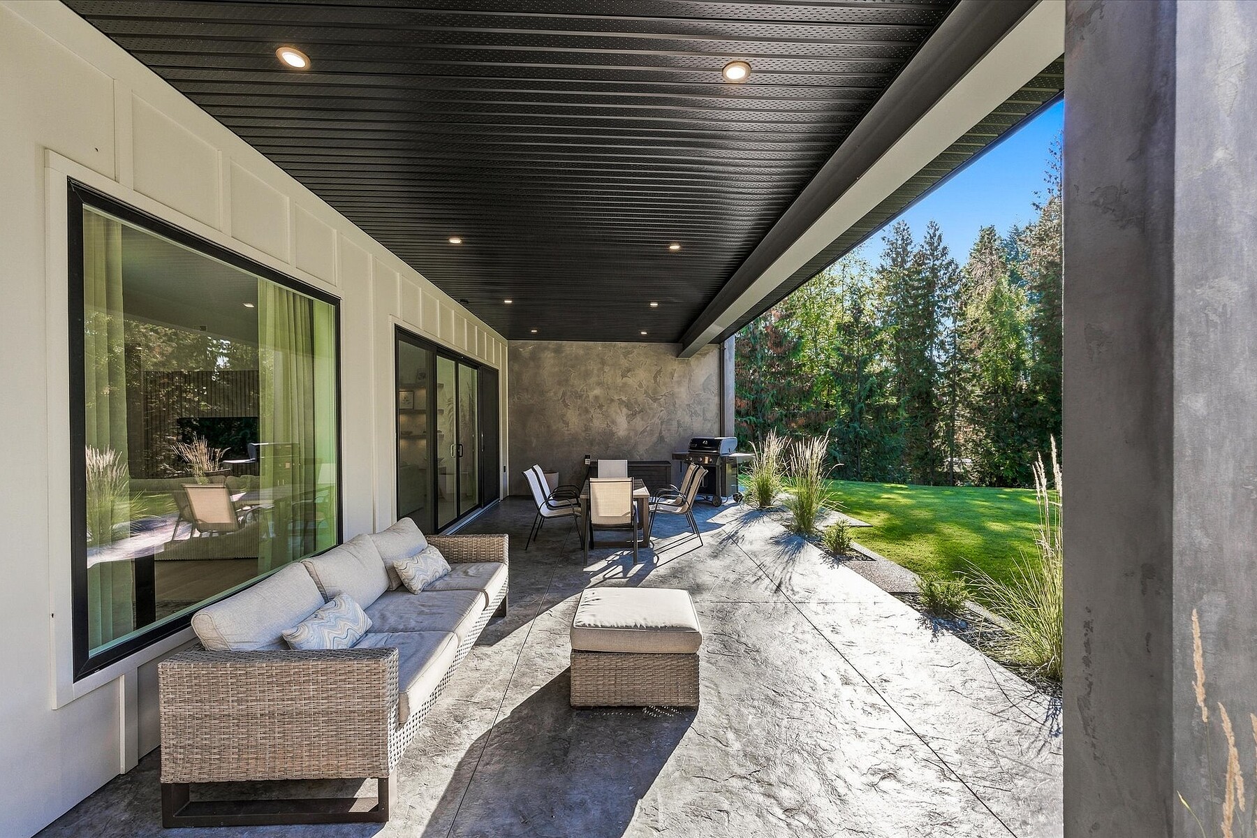  Gorgeous Custom Home - 物件實景