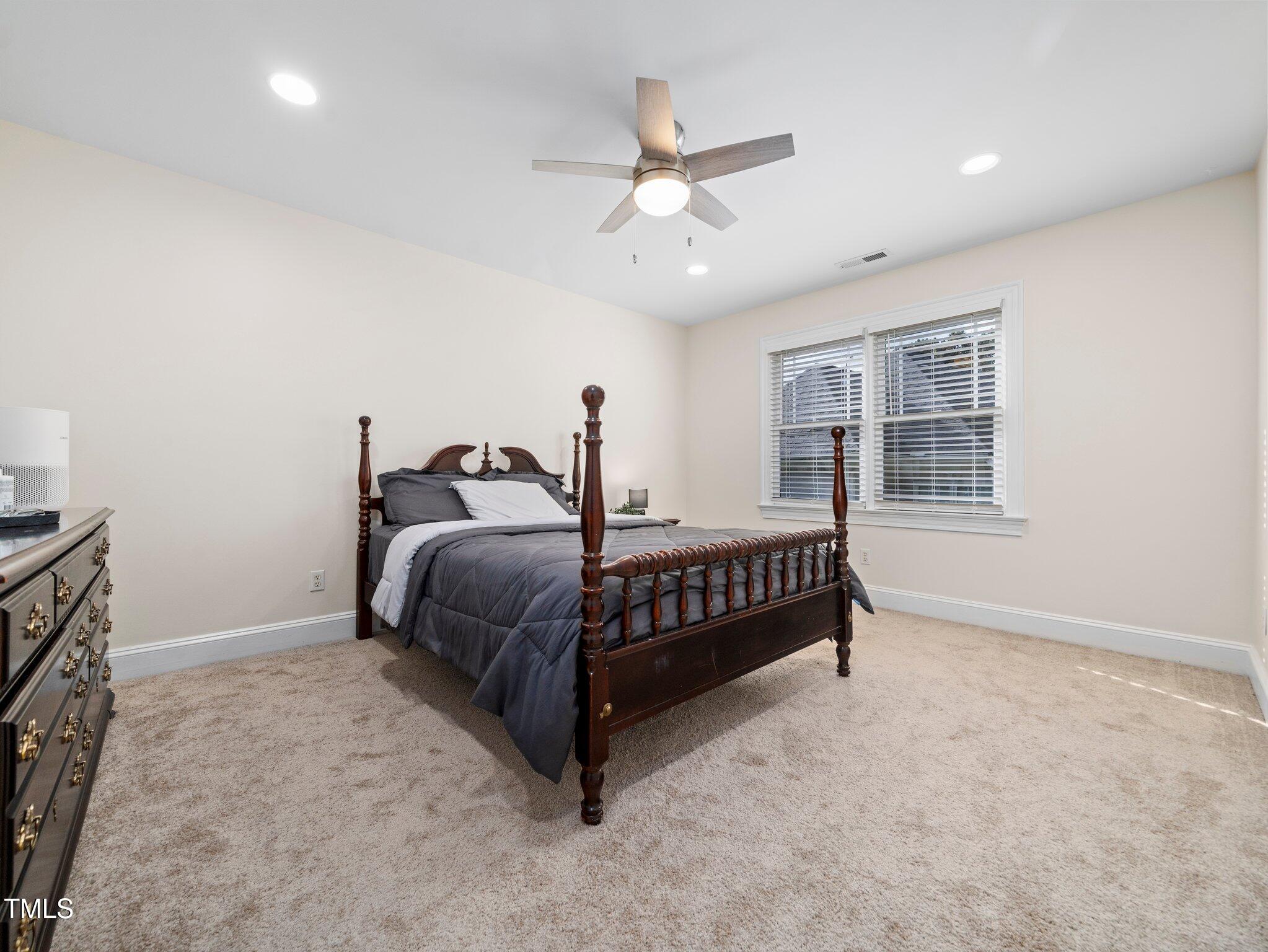 Wake Forest, North Carolina, 27587, United States, 5 Bedrooms Bedrooms, ,3 BathroomsBathrooms,Residential,For Sale,1754453
