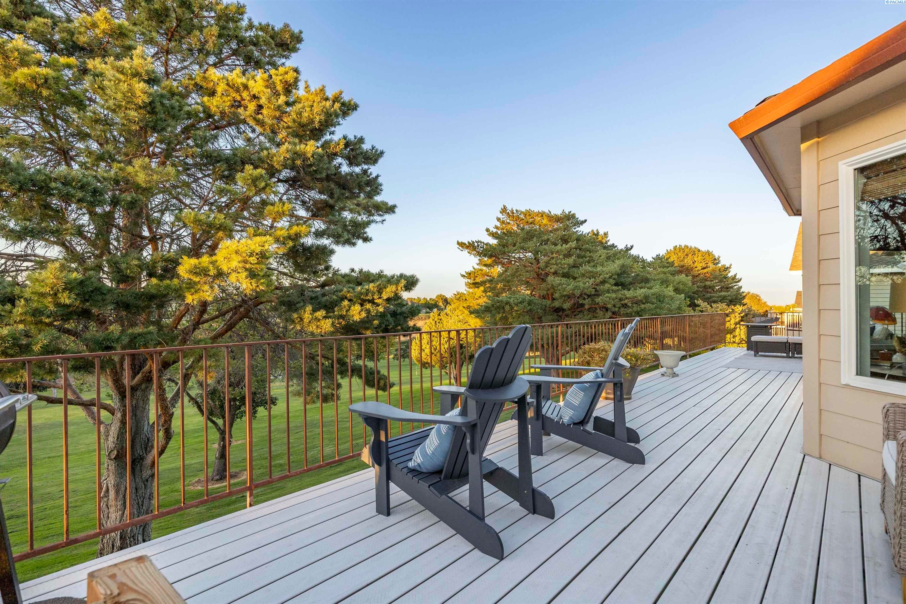 Kennewick, Washington, 99337, United States, 4 Bedrooms Bedrooms, ,2 BathroomsBathrooms,Residential,For Sale,1978666