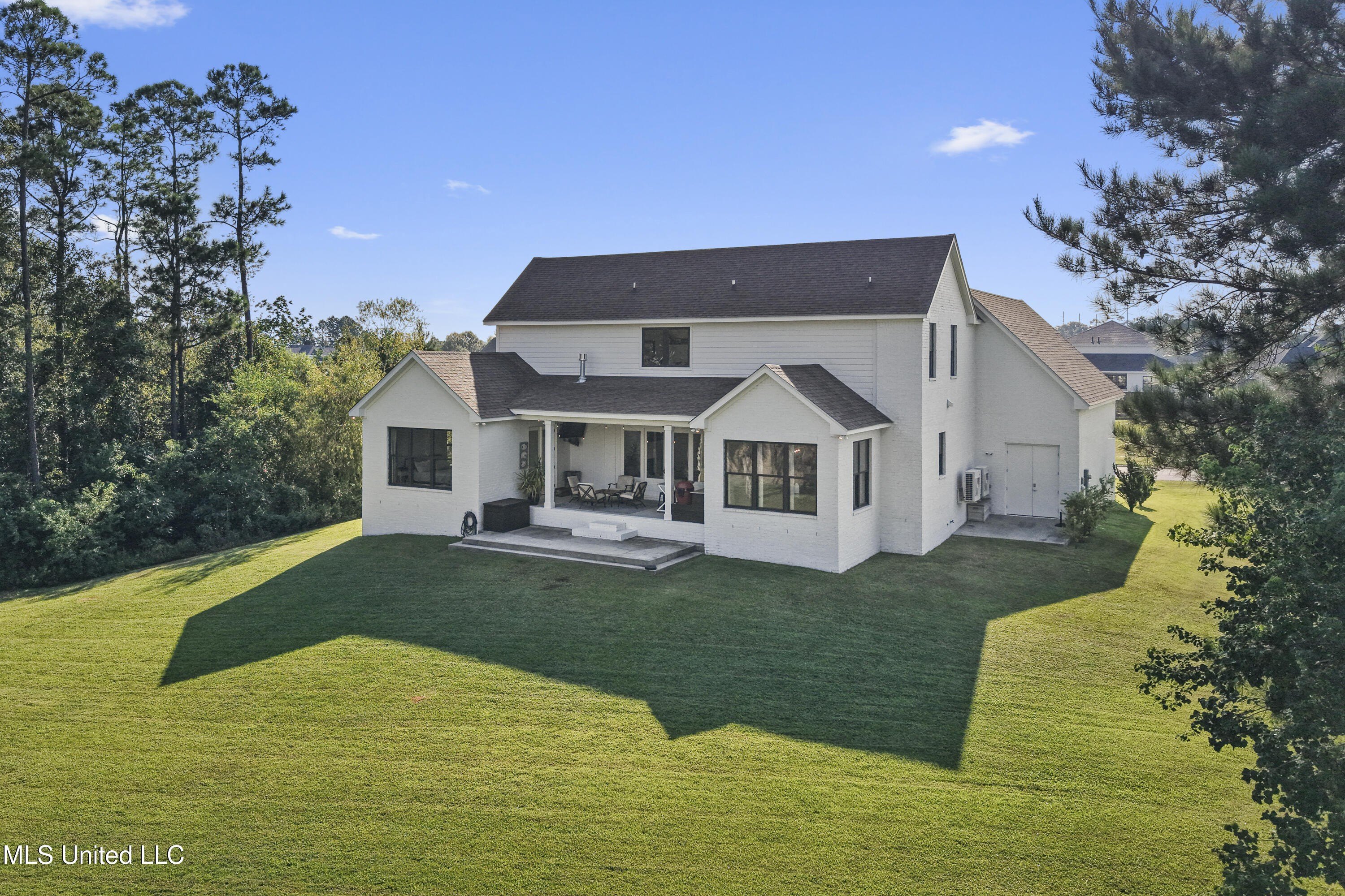 Biloxi, Mississippi, 39531, United States, 4 Bedrooms Bedrooms, ,4 BathroomsBathrooms,Residential,For Sale,1978703