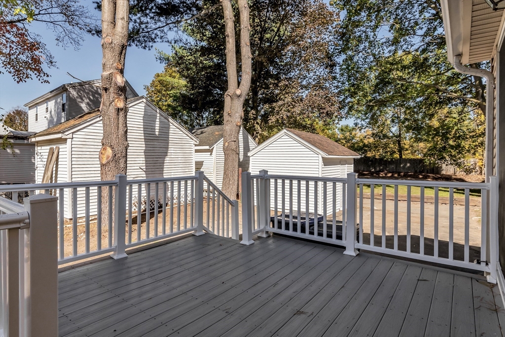 Methuen, Massachusetts, 01844, United States, 4 Bedrooms Bedrooms, ,3 BathroomsBathrooms,Residential,For Sale,1978164