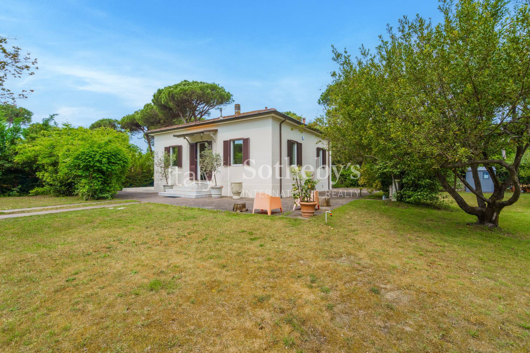  Refined villa with private garden near the sea - 物件實景