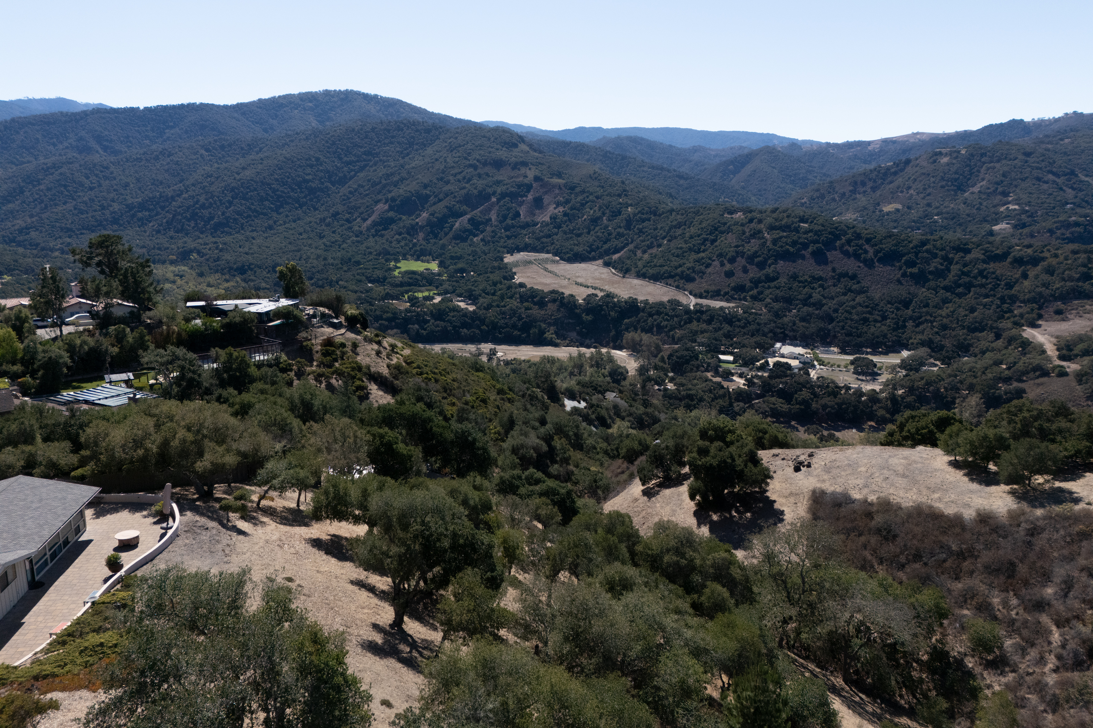  145 East Carmel Valley Road - 物件實景