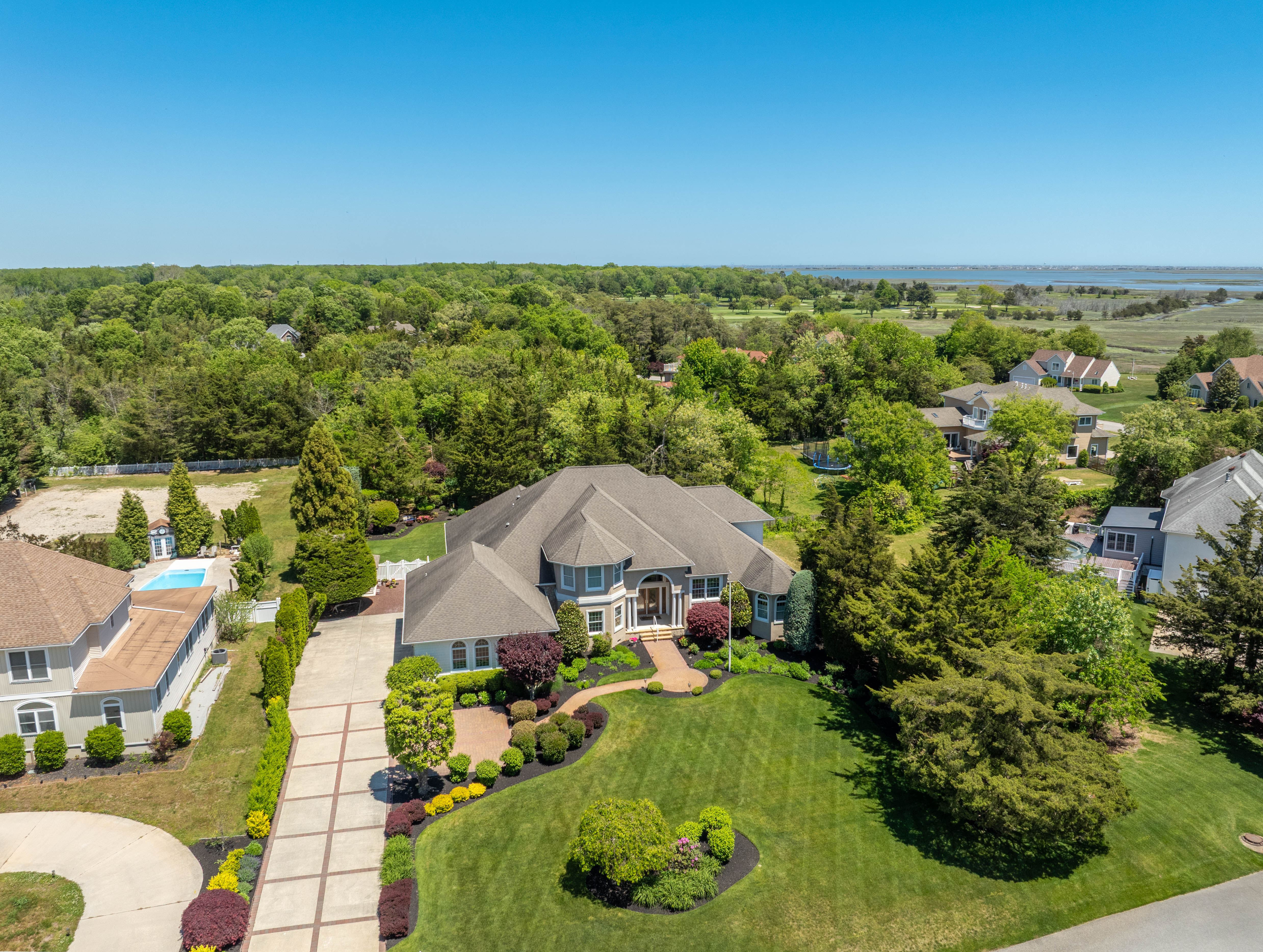  24 Cedar Meadow Drive - 物件實景
