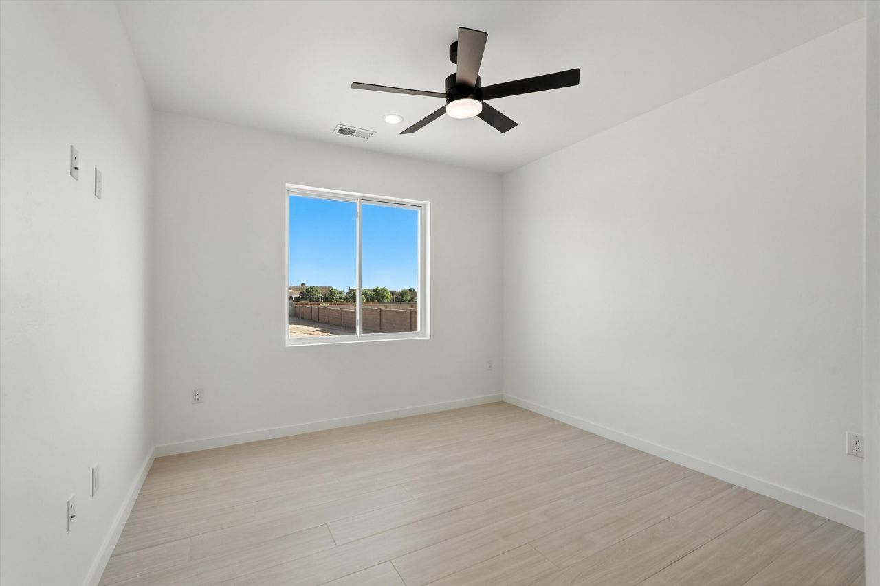 Rio Rancho, New Mexico, 87144, United States, 4 Bedrooms Bedrooms, ,3 BathroomsBathrooms,Residential,For Sale,1918026