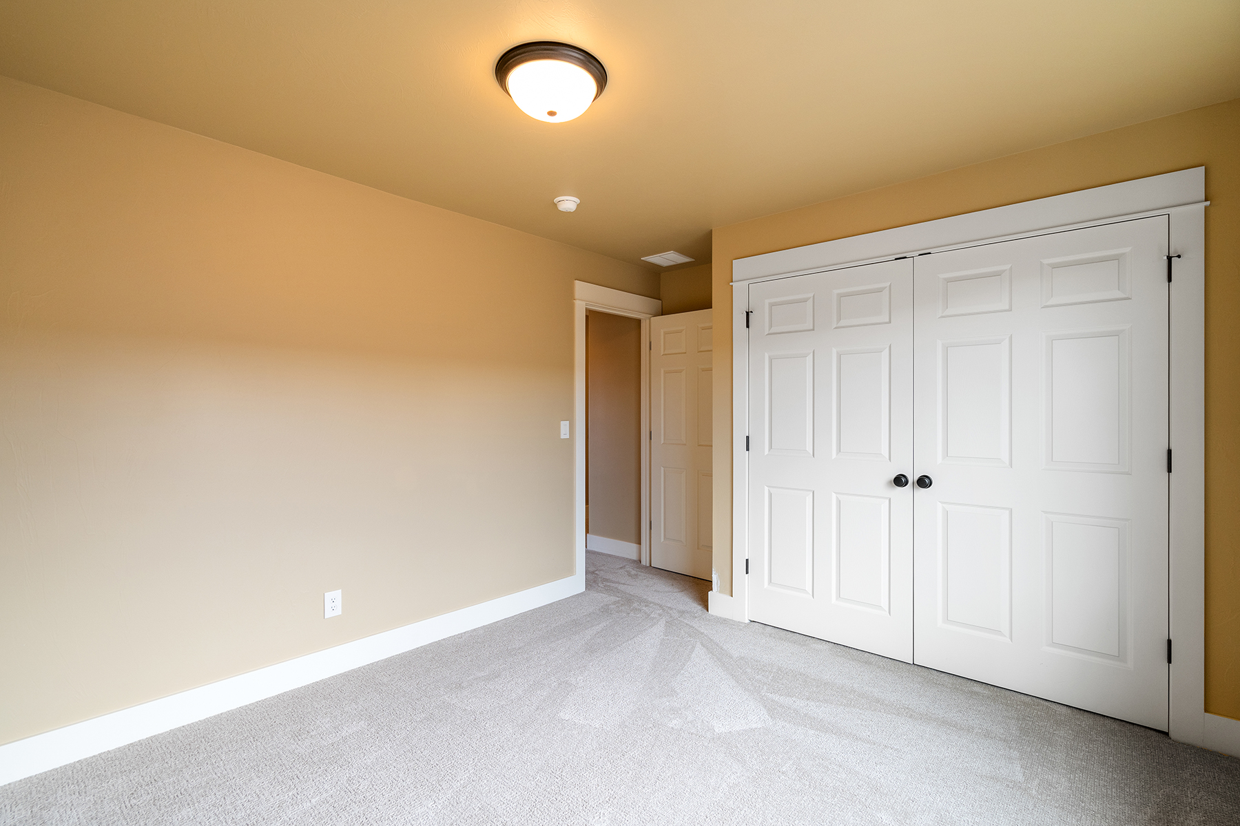  3179 Spring Ridge Drive - 物件實景