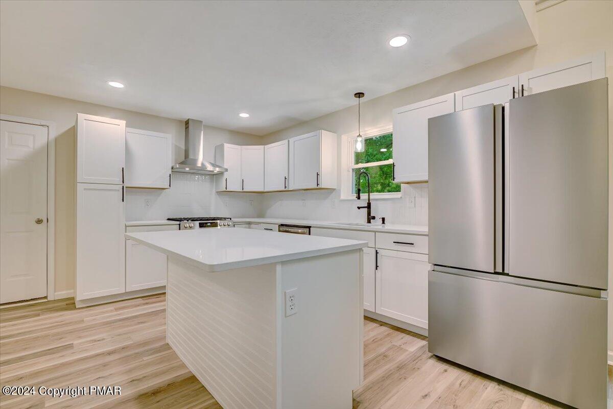 Stroudsburg, Pennsylvania, 18360, United States, 4 Bedrooms Bedrooms, ,3 BathroomsBathrooms,Residential,For Sale,1858014
