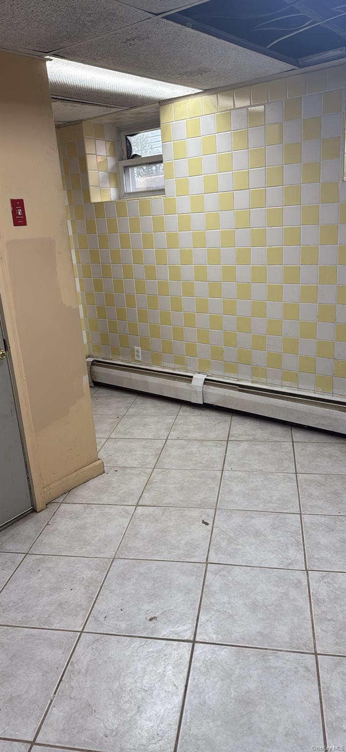 Haverstraw, New York, 10927, United States, 8 Bedrooms Bedrooms, ,4 BathroomsBathrooms,Residential,For Sale,1983110