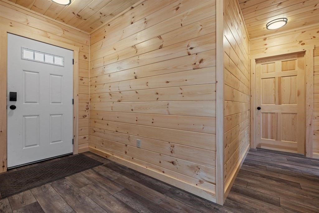 Thornton, New Hampshire, 03285, United States, 3 Bedrooms Bedrooms, ,3 BathroomsBathrooms,Residential,For Sale,1887581