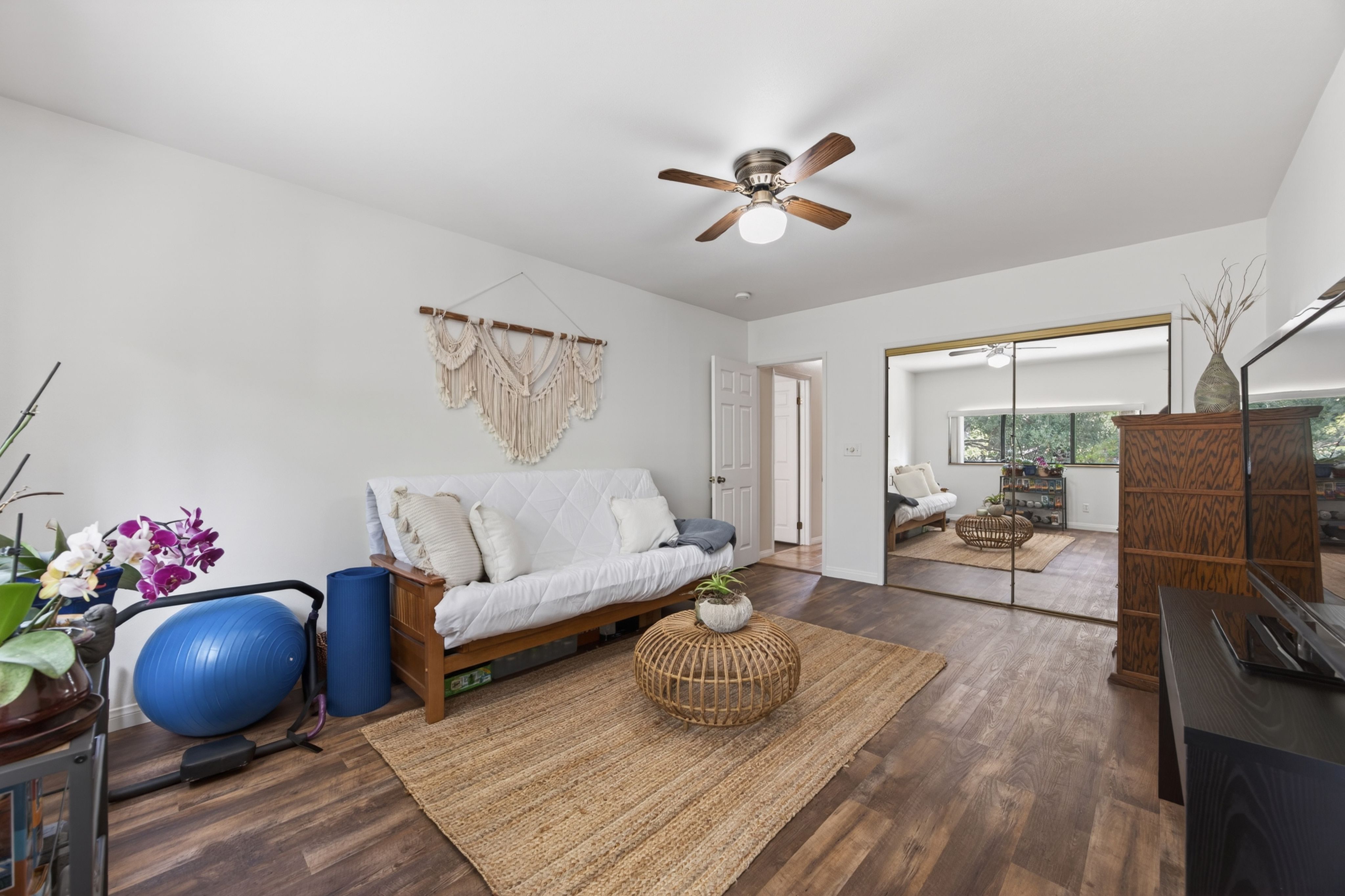  245 East Oak View Avenue, Oak View, CA 93022 - 物件實景