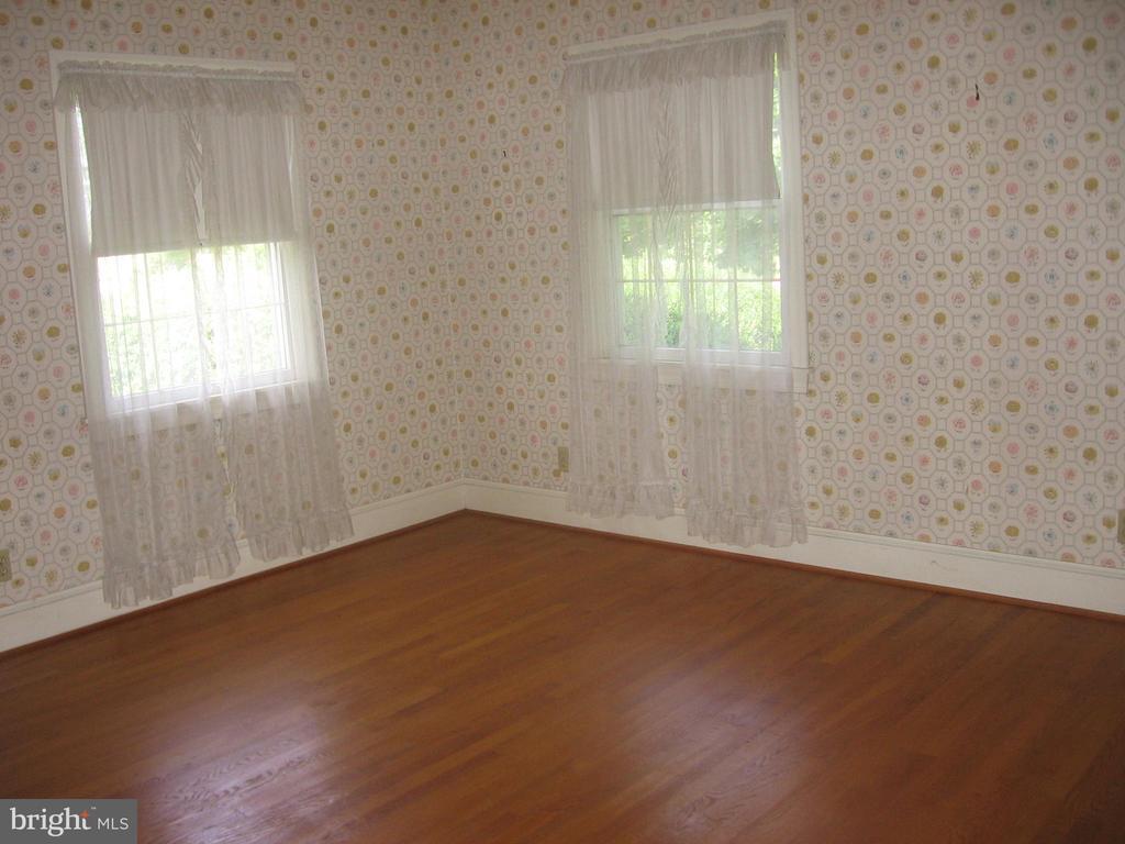 Stephens City, Virginia, 22655, United States, 3 Bedrooms Bedrooms, ,2 BathroomsBathrooms,Residential,For Sale,2001970