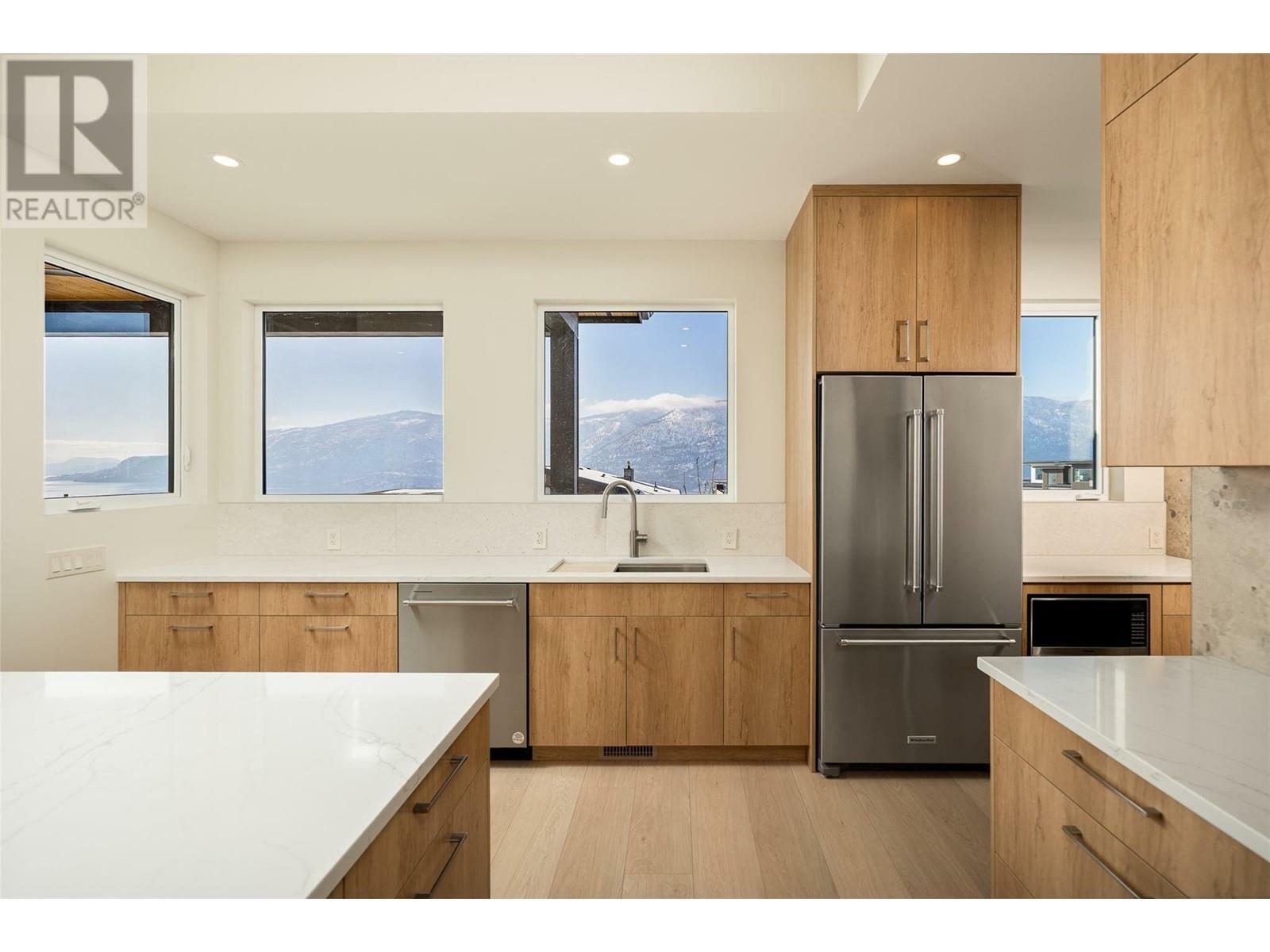 LAKE COUNTRY, British Columbia, V4V 0A4, CA, 3 Bedrooms Bedrooms, ,2 BathroomsBathrooms,Residential,For Sale,1837010
