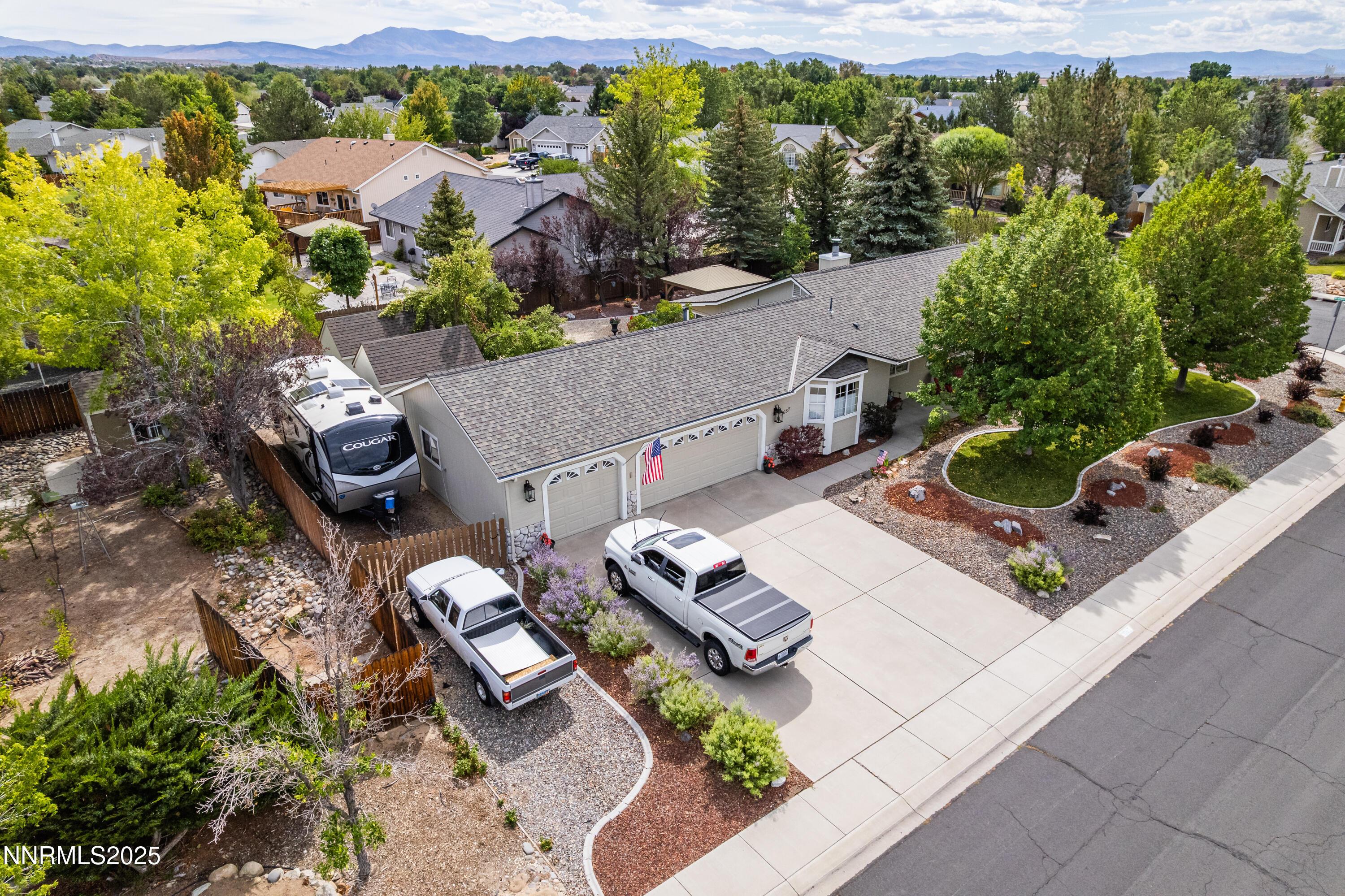Minden, Nevada, 89423, United States, 3 Bedrooms Bedrooms, ,3 BathroomsBathrooms,Residential,For Sale,1947991