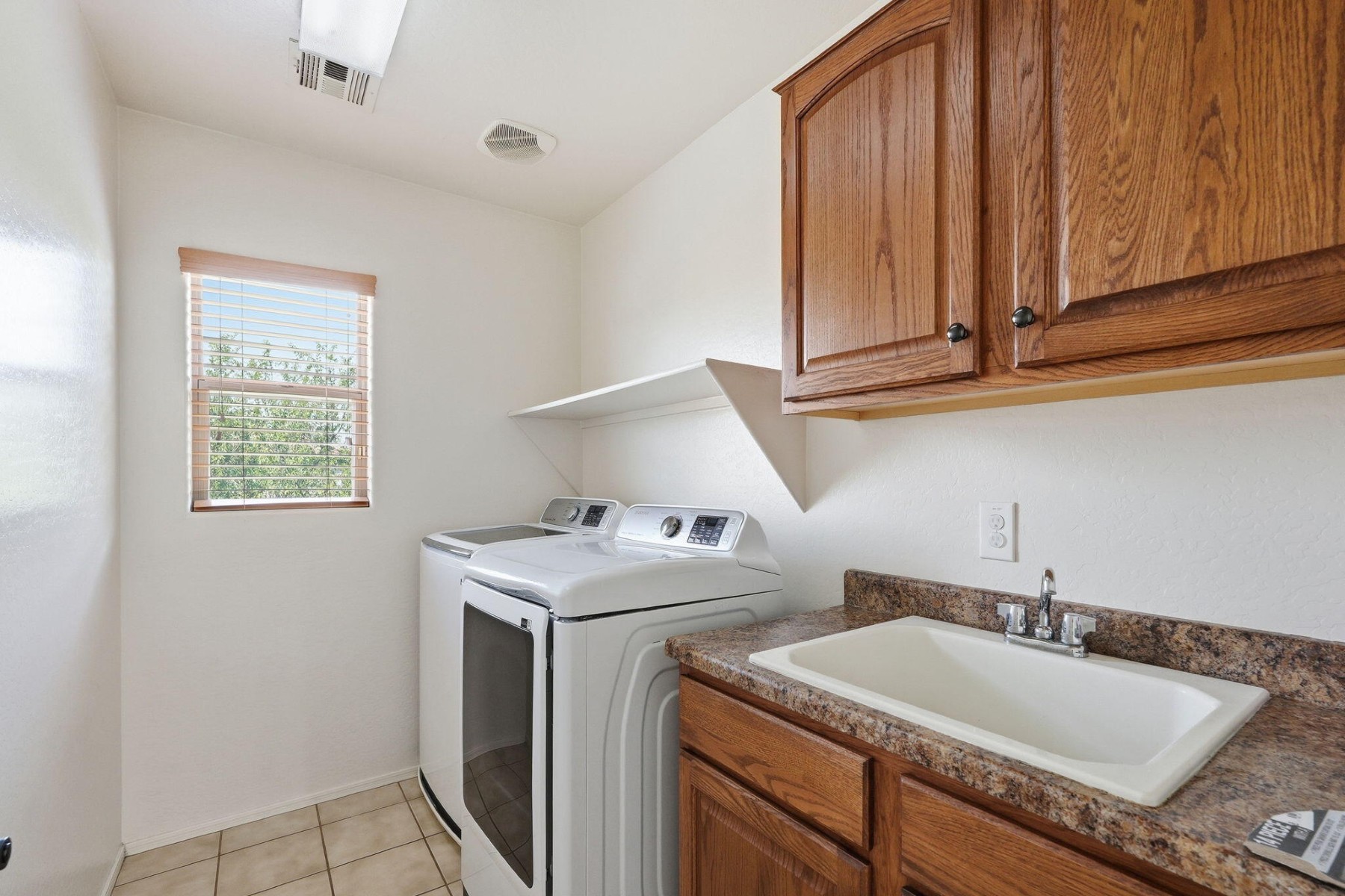  3246 E Carla Vista Drive ¦ Gilbert, AZ - 物件實景