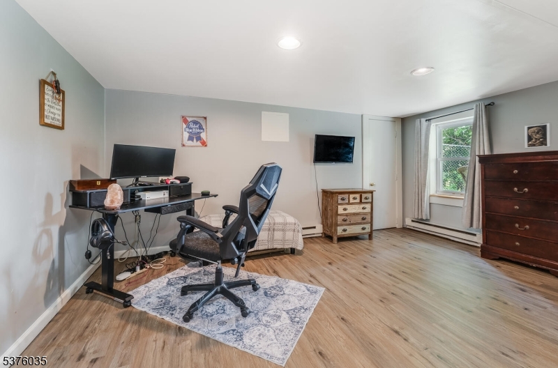 Phillipsburg Town, New Jersey, 08865, United States, 6 Bedrooms Bedrooms, ,4 BathroomsBathrooms,Residential,For Sale,1918649