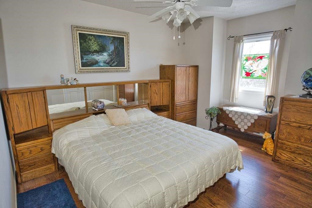 Brazoria, Texas, 77422, United States, 4 Bedrooms Bedrooms, ,4 BathroomsBathrooms,Residential,For Sale,1975158