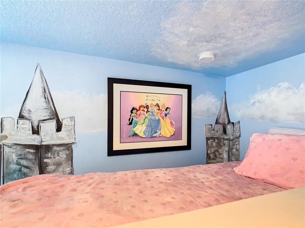 Davenport, Florida, 33896, United States, 8 Bedrooms Bedrooms, ,5 BathroomsBathrooms,Residential,For Sale,1827477