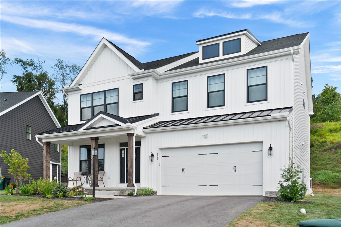 North Strabane, Pennsylvania, 15330, United States, 4 Bedrooms Bedrooms, ,4 BathroomsBathrooms,Residential,For Sale,1940501