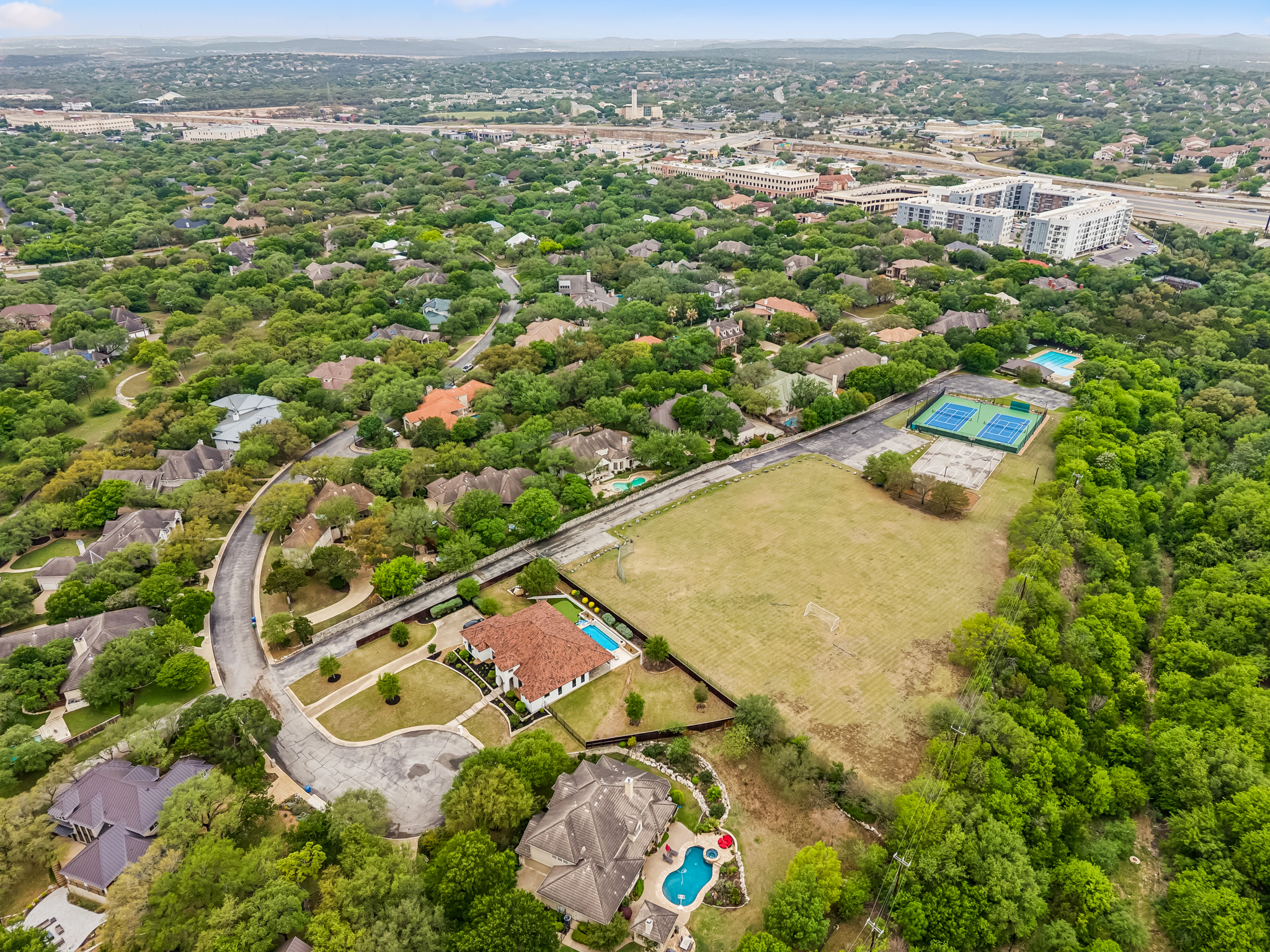  Elevated Living with Park Views in The Waters at Deerfield - 物件實景