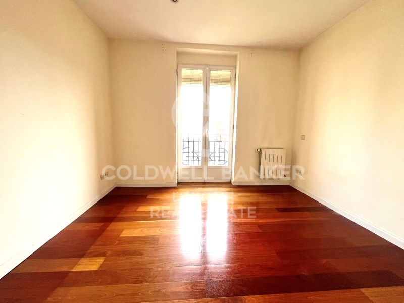 Madrid, Comunidad de Madrid, ES, 2 Bedrooms Bedrooms, ,1 BathroomBathrooms,Residential,For Sale,1758688