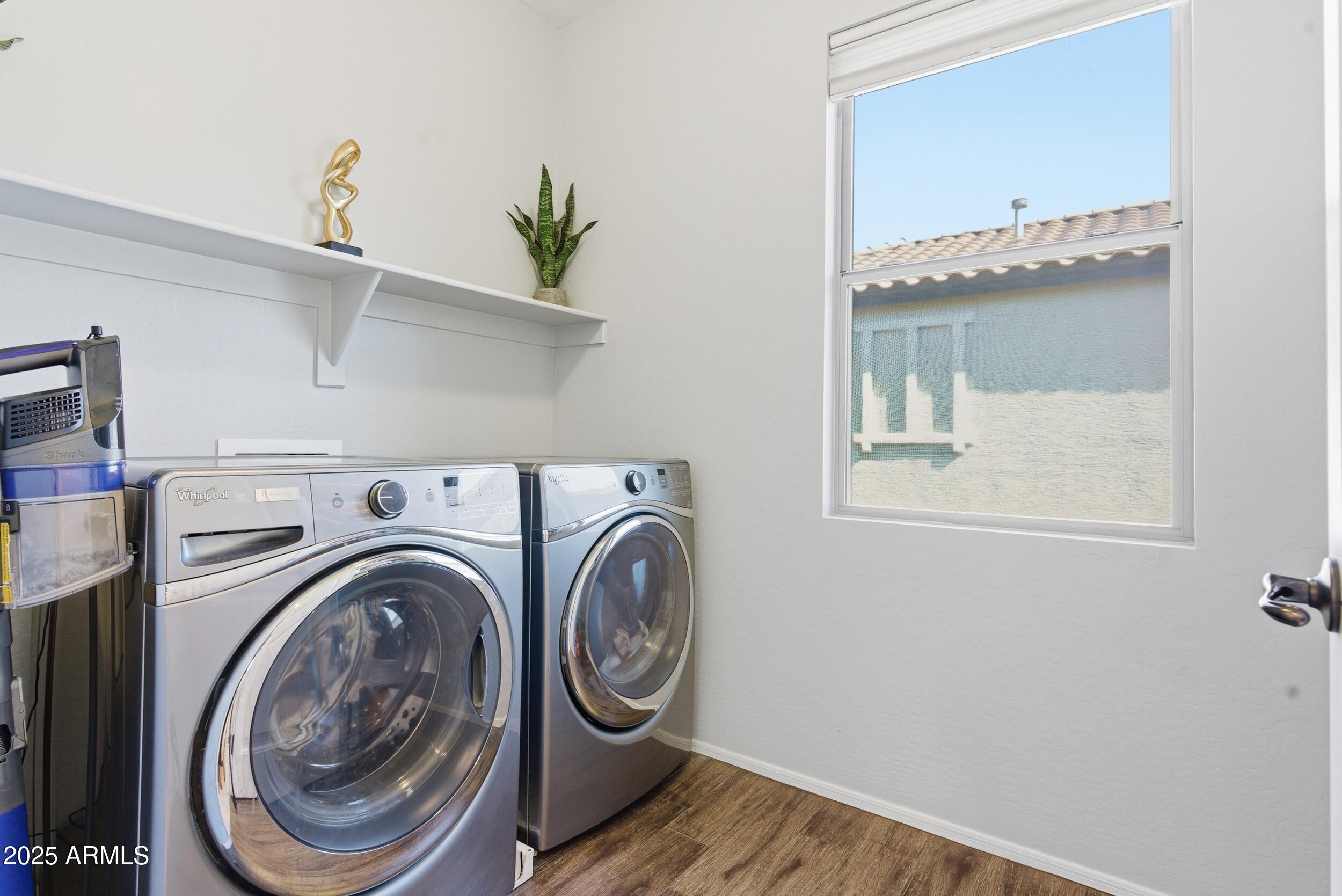 Gilbert, Arizona, 85297, United States, 3 Bedrooms Bedrooms, ,3 BathroomsBathrooms,Residential,For Sale,1991176