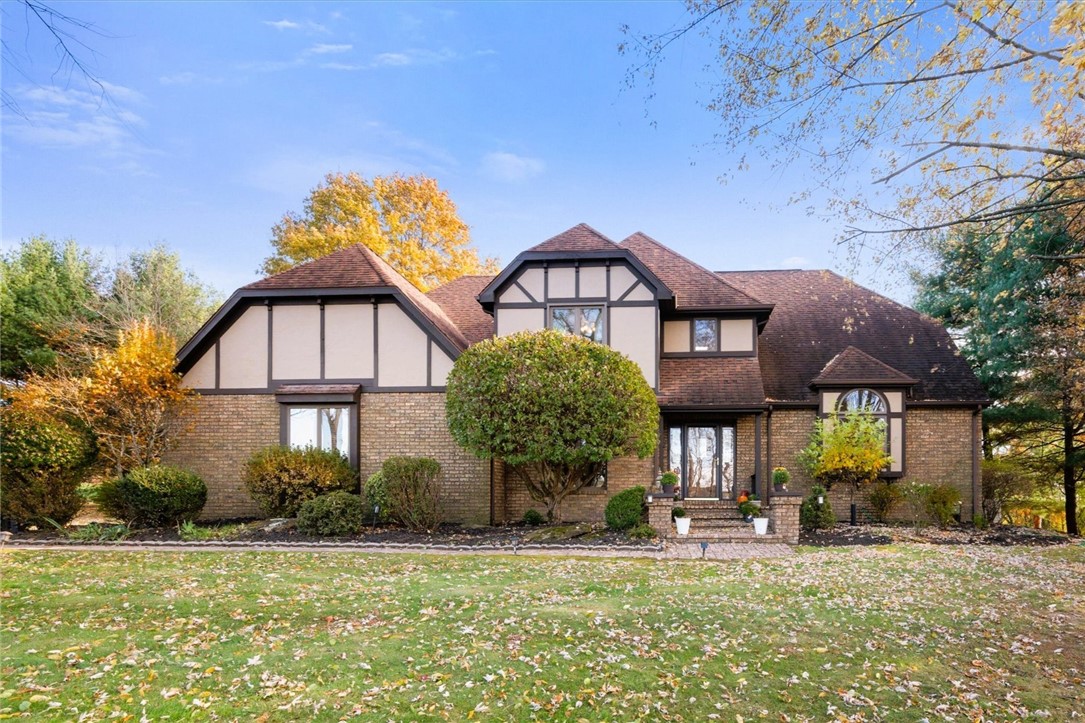 South Strabane, Pennsylvania, 15301, United States, 5 Bedrooms Bedrooms, ,5 BathroomsBathrooms,Residential,For Sale,2003088