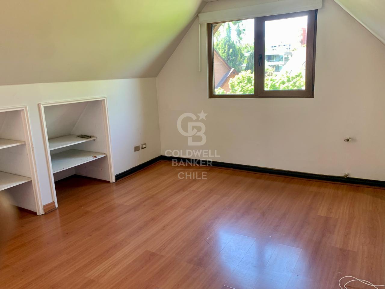 Lo Barnechea, Chile, 5 Bedrooms Bedrooms, ,4 BathroomsBathrooms,Residential,For Sale,1991012