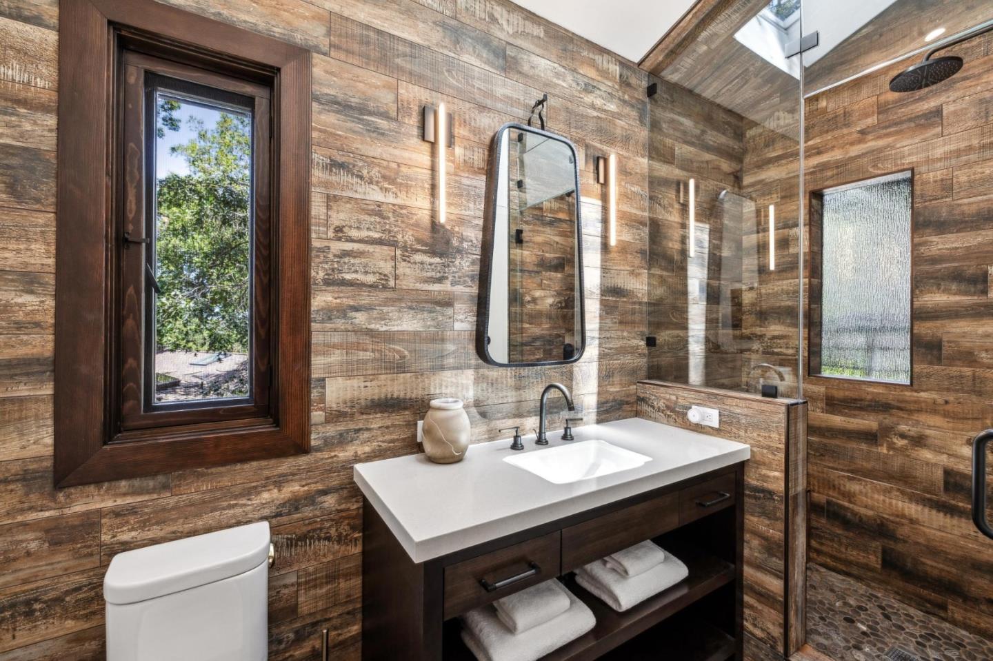 Portola Valley, California, 94028, United States, 6 Bedrooms Bedrooms, ,6 BathroomsBathrooms,Residential,For Sale,1917996