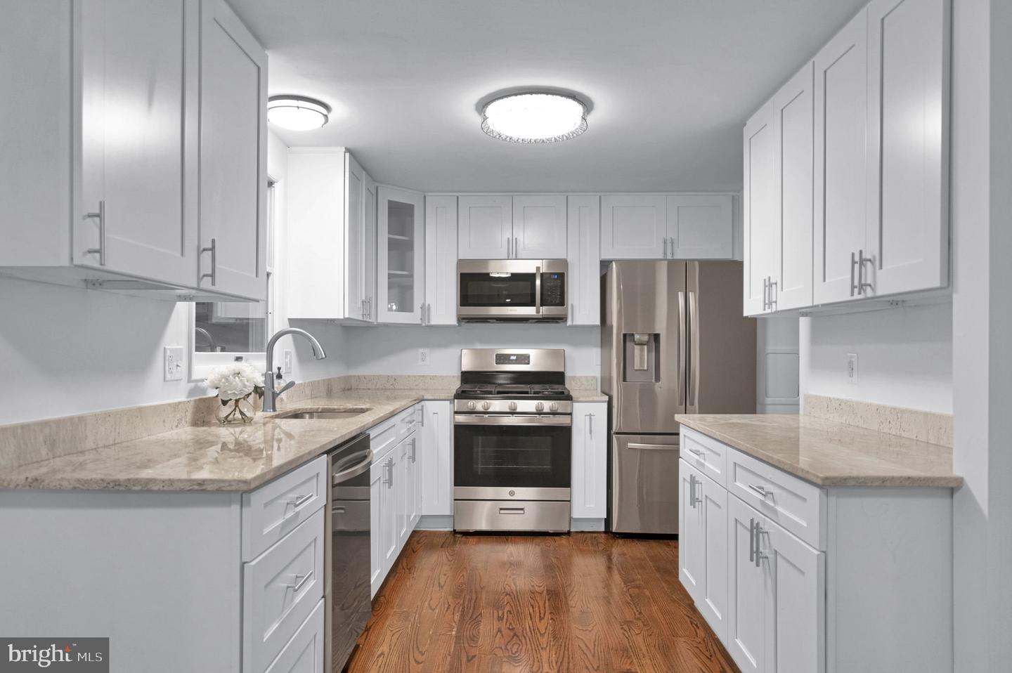 Fairfax, Virginia, 22030, United States, 4 Bedrooms Bedrooms, ,3 BathroomsBathrooms,Residential,For Sale,1896829