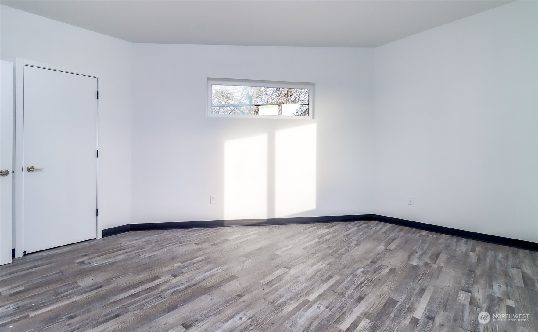 Seattle, Washington, 98108, United States, ,Residential,For Sale,1824067