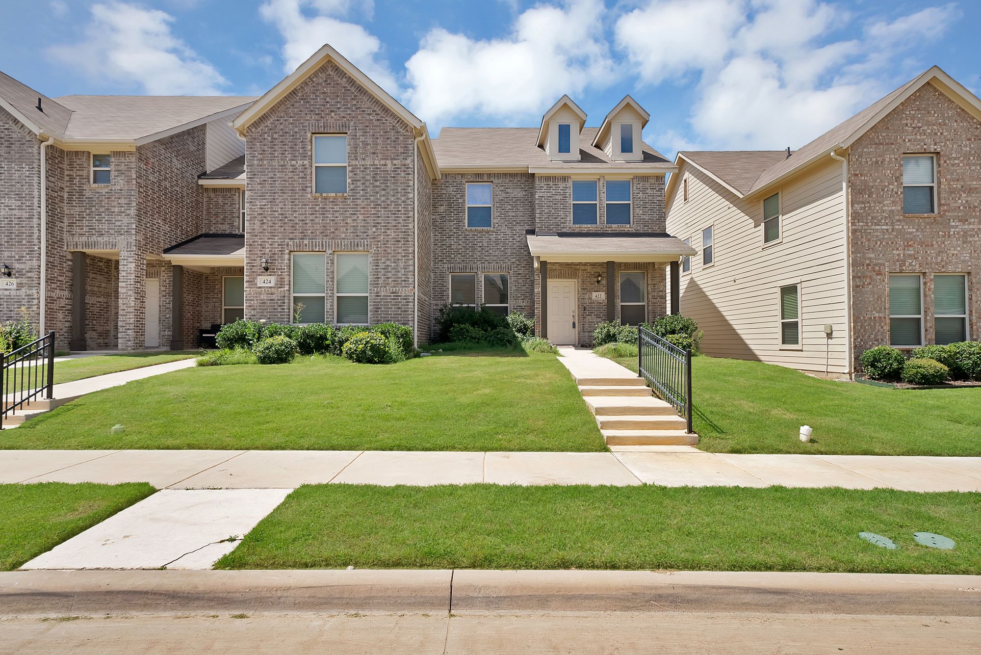  422 Milverton Drive, Fort Worth, TX, 76036 - 物件實景