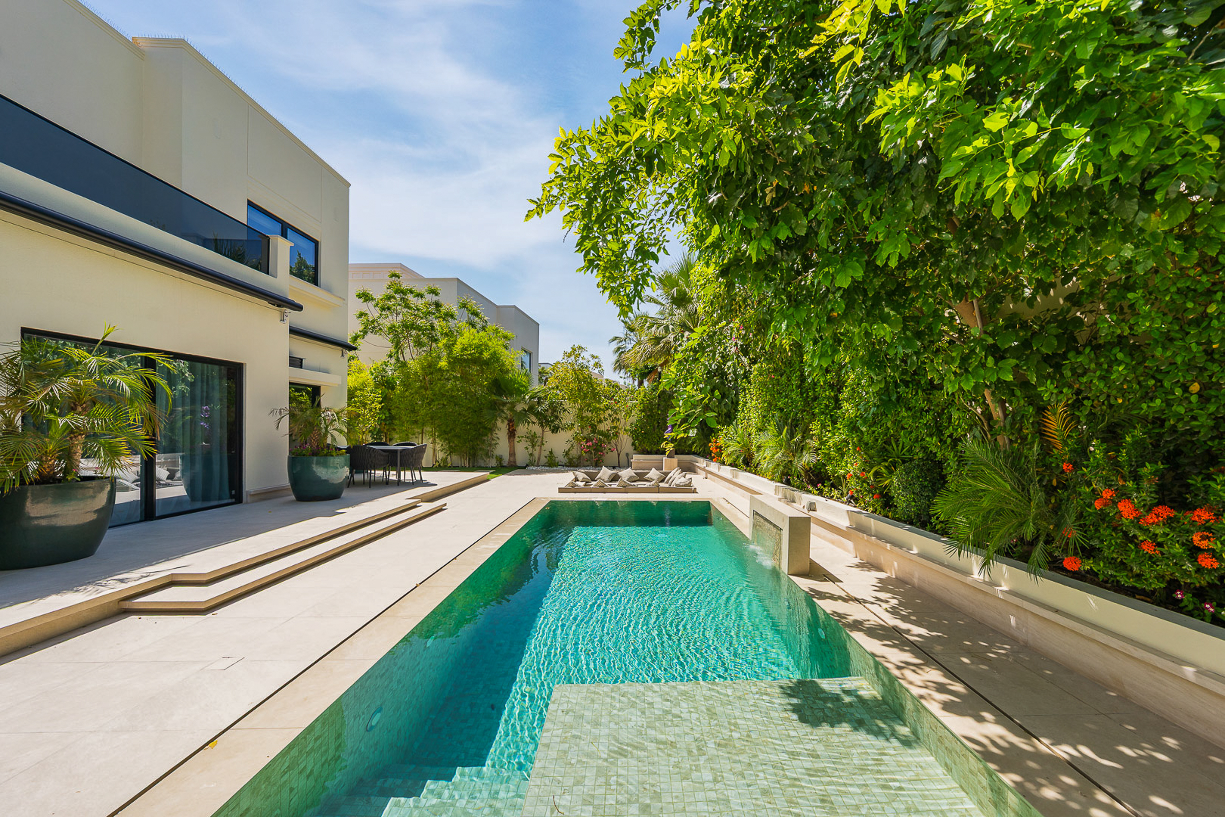  Fully Upgraded Turnkey Home Within Meadows - 物件實景
