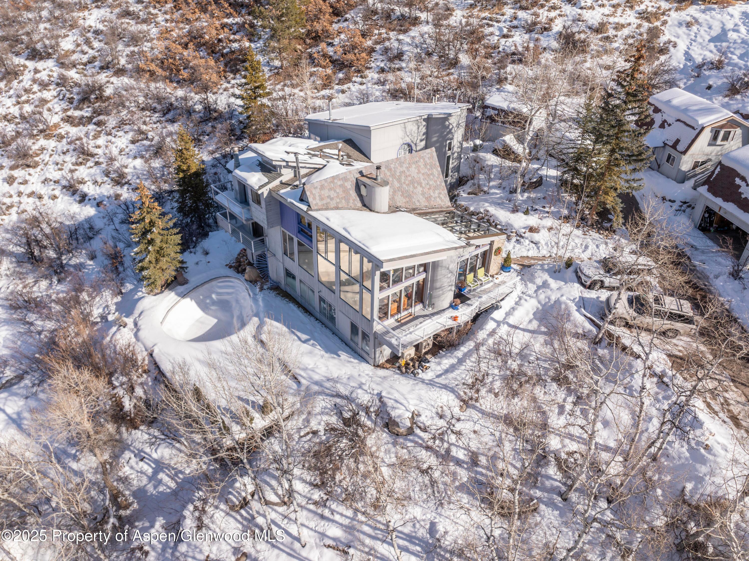 Aspen, Colorado, 81611, United States, 3 Bedrooms Bedrooms, ,4 BathroomsBathrooms,Residential,For Sale,1695622