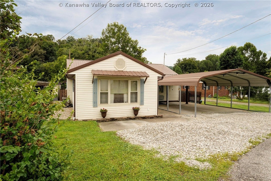 Strawberry Rd, Saint Albans, WV 25177 #1