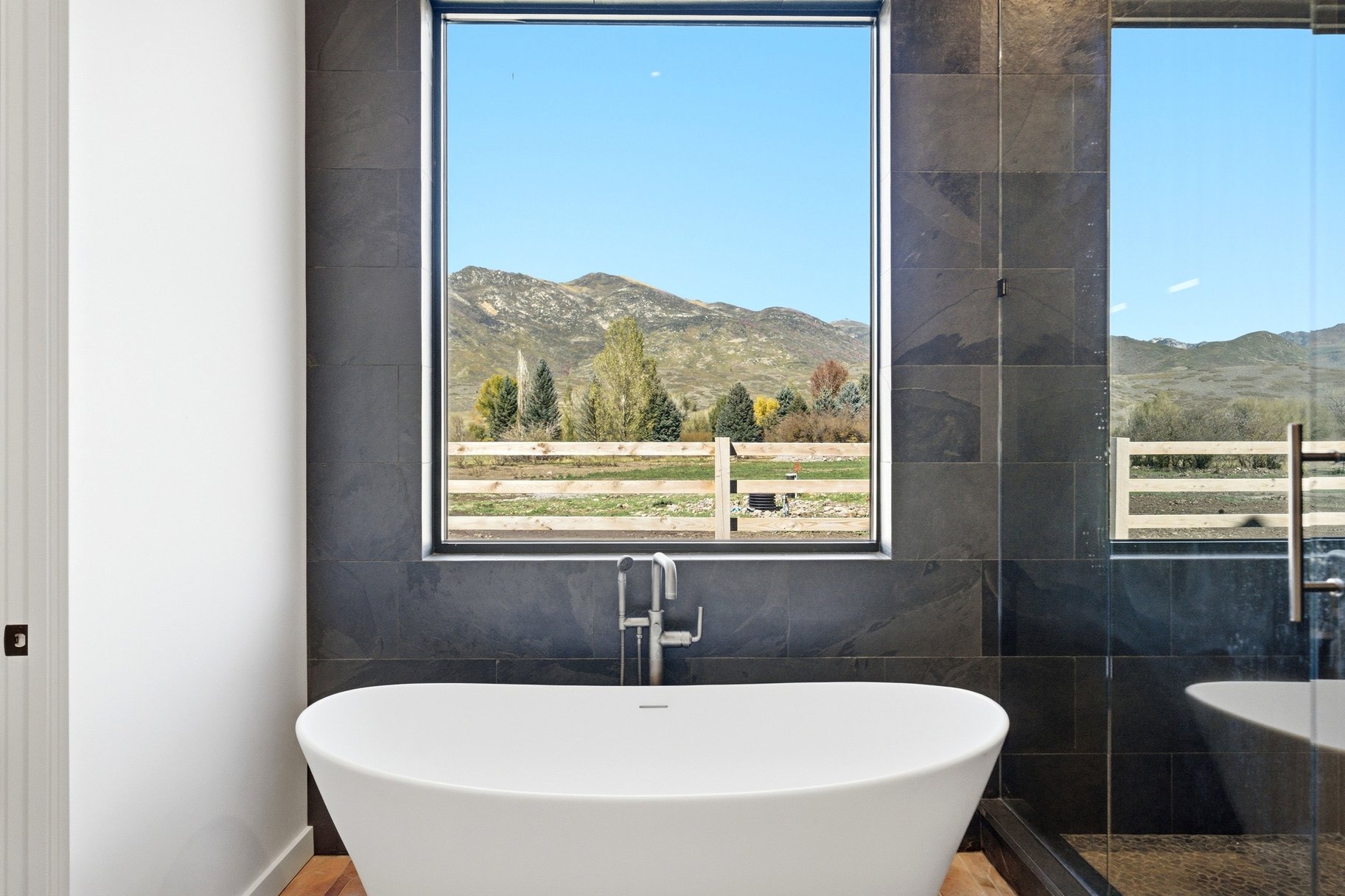  A Modern Estate Framed by Mount Timpanogos - 物件實景