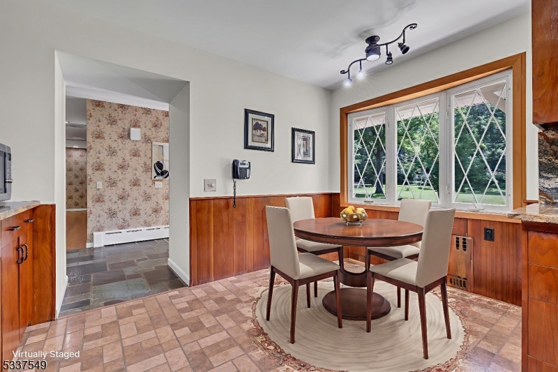Raritan Twp., New Jersey, 08822, United States, 3 Bedrooms Bedrooms, ,2 BathroomsBathrooms,Residential,For Sale,1951157