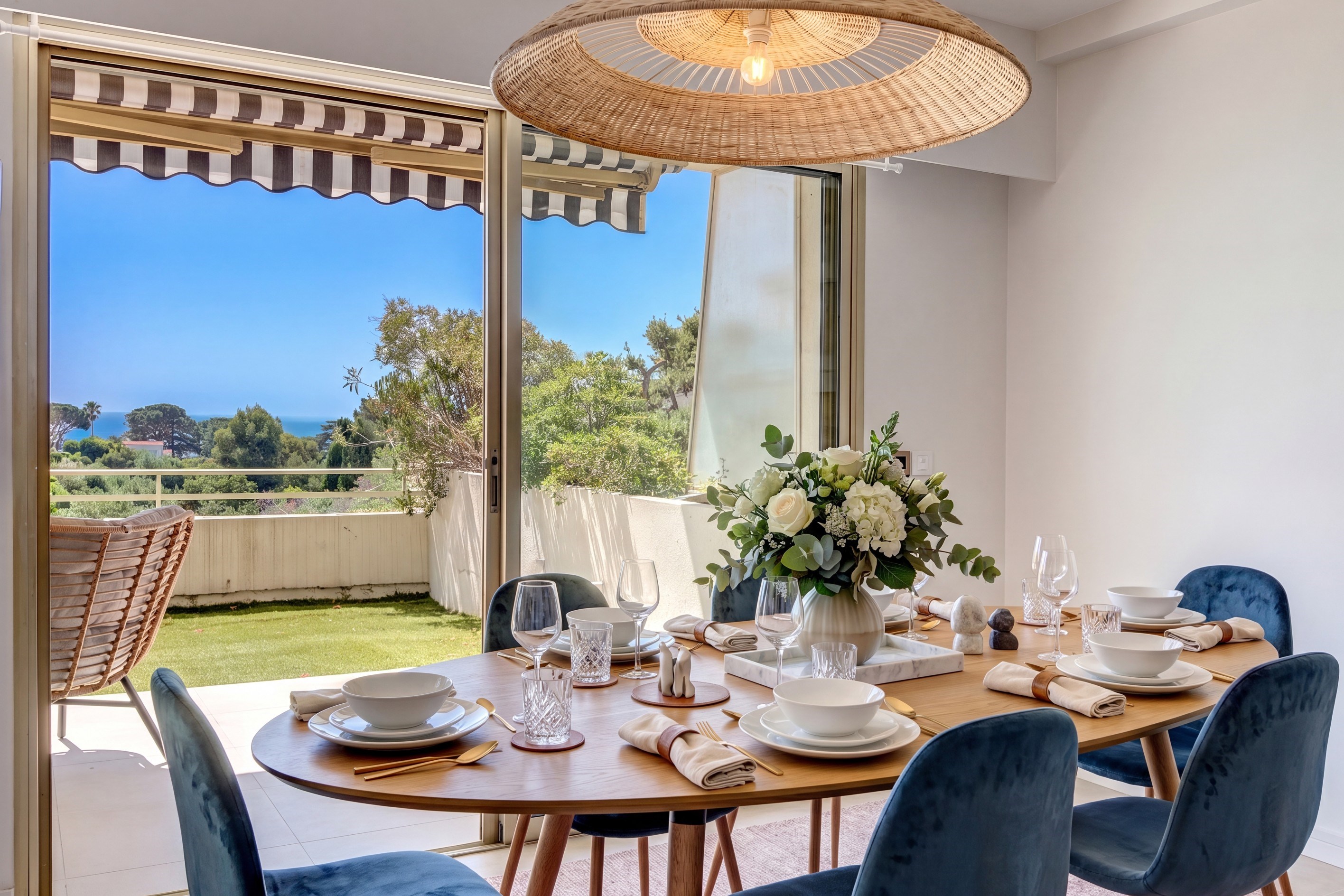  Sea view apartment with terraces in Cannes Croix des Gardes residence with pool - 物件實景