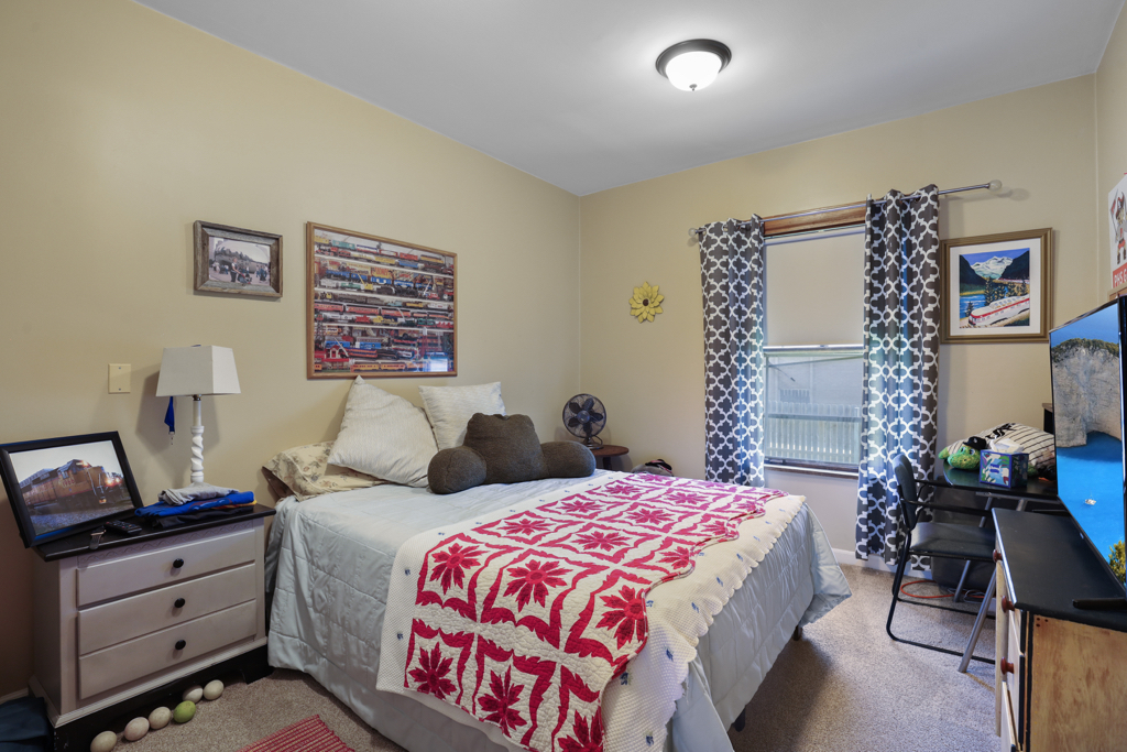 Palatine, Illinois, 60067, United States, 5 Bedrooms Bedrooms, ,Residential,For Sale,1792891