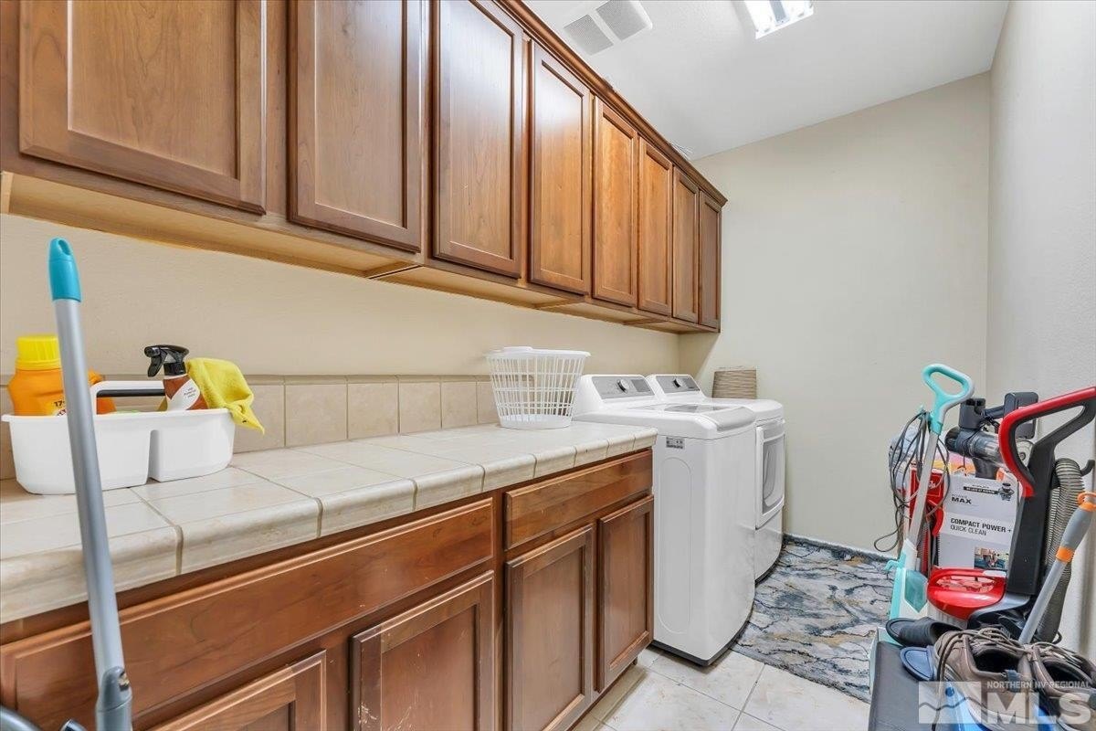 Reno, Nevada, 89523, United States, 5 Bedrooms Bedrooms, ,3 BathroomsBathrooms,Residential,For Sale,1982718