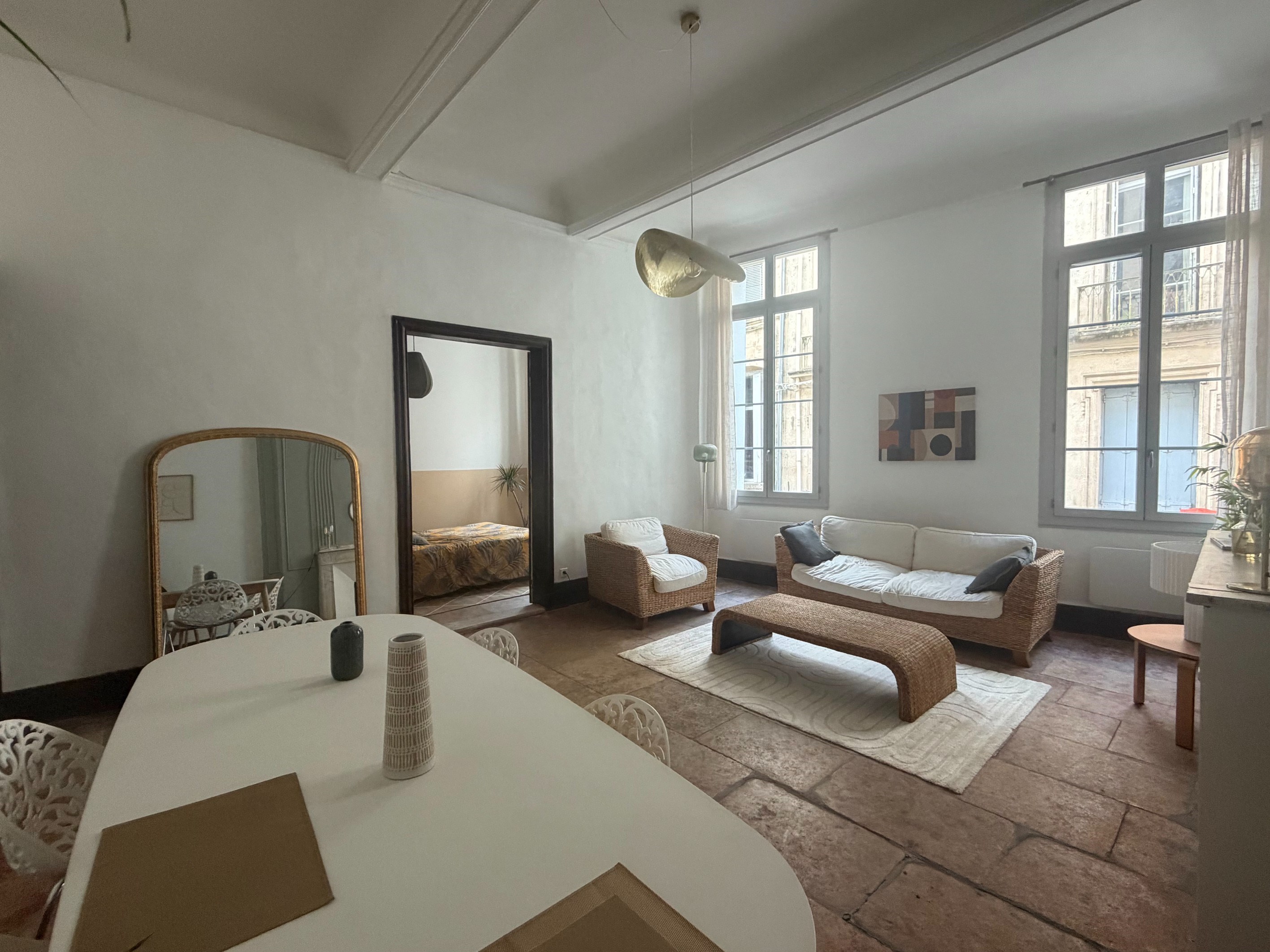  Superb renovation for this charming one-bedroom apartment... - 物件實景