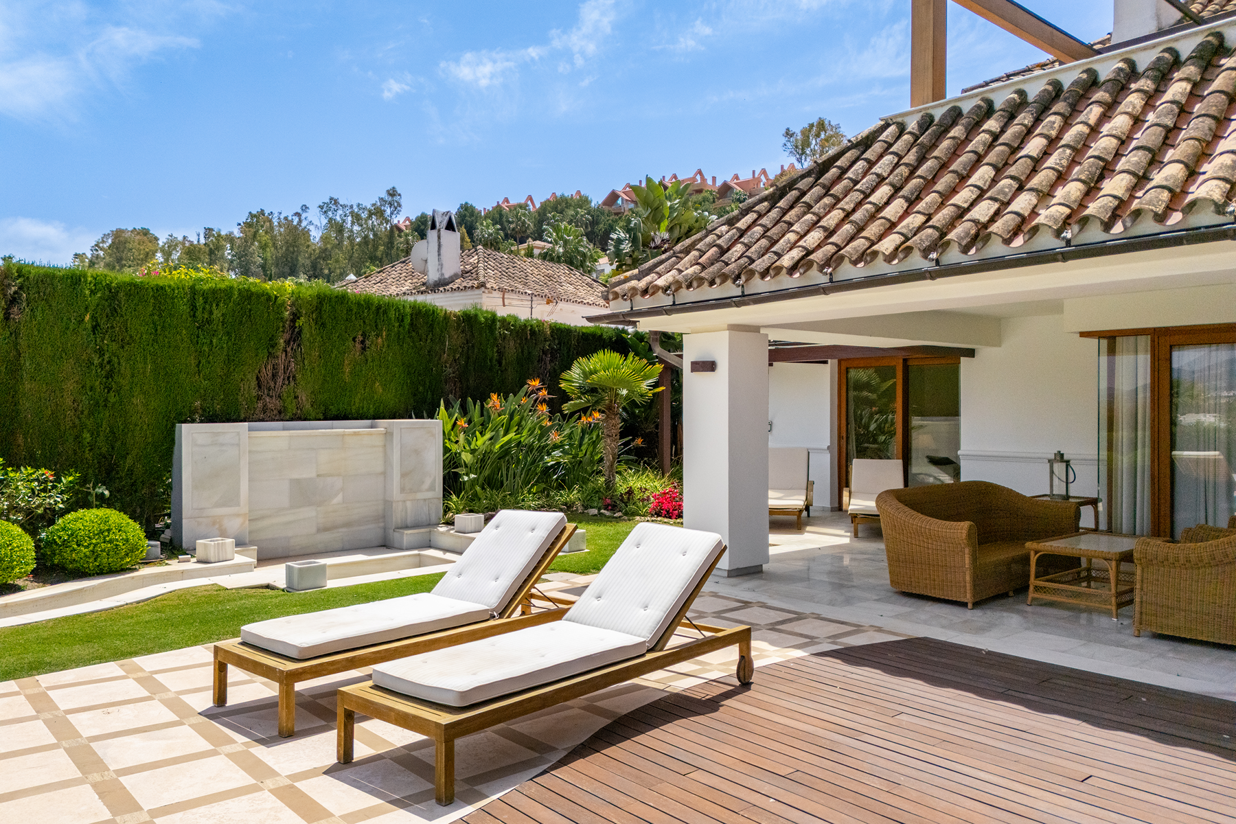  A true home in the Golf Valley with direct access to the Las Brisas golf course - 物件實景
