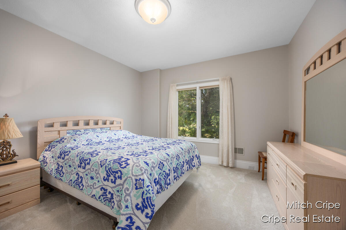 Caledonia, Michigan, 49316, United States, 5 Bedrooms Bedrooms, ,4 BathroomsBathrooms,Residential,For Sale,1906707
