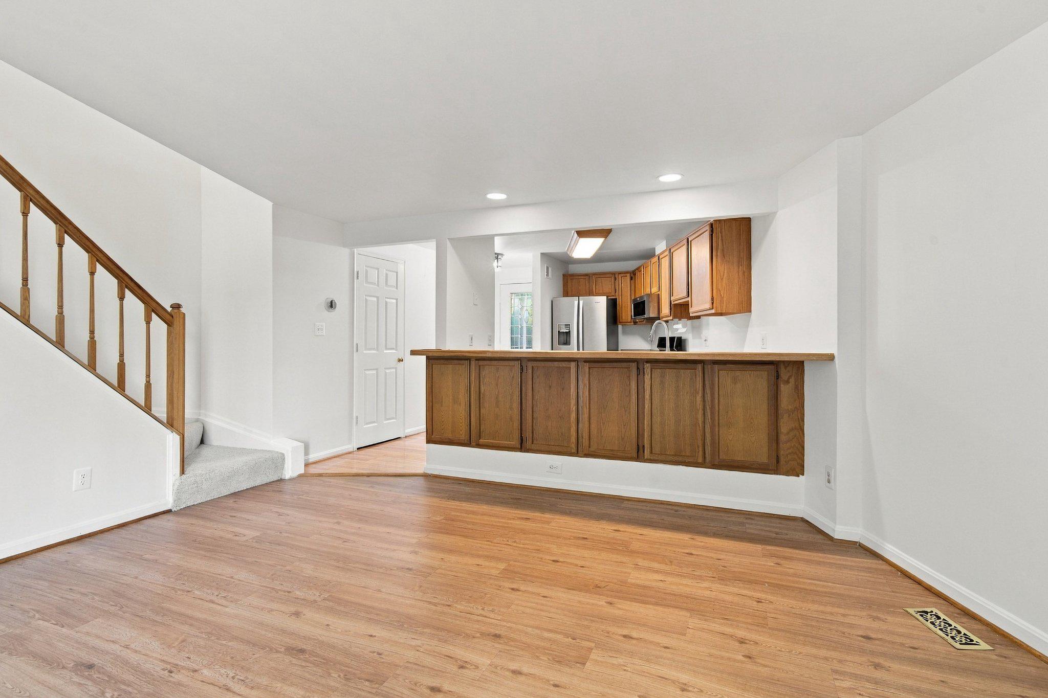  5909 Saint Giles Way, Alexandria, VA, 22315 - 物件實景