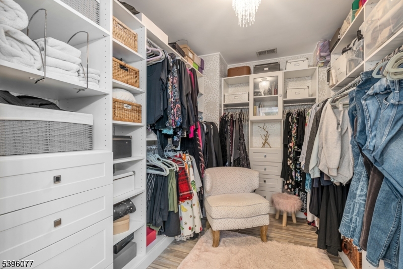 Washington Twp., New Jersey, 07676, United States, 3 Bedrooms Bedrooms, ,3 BathroomsBathrooms,Residential,For Sale,1989067