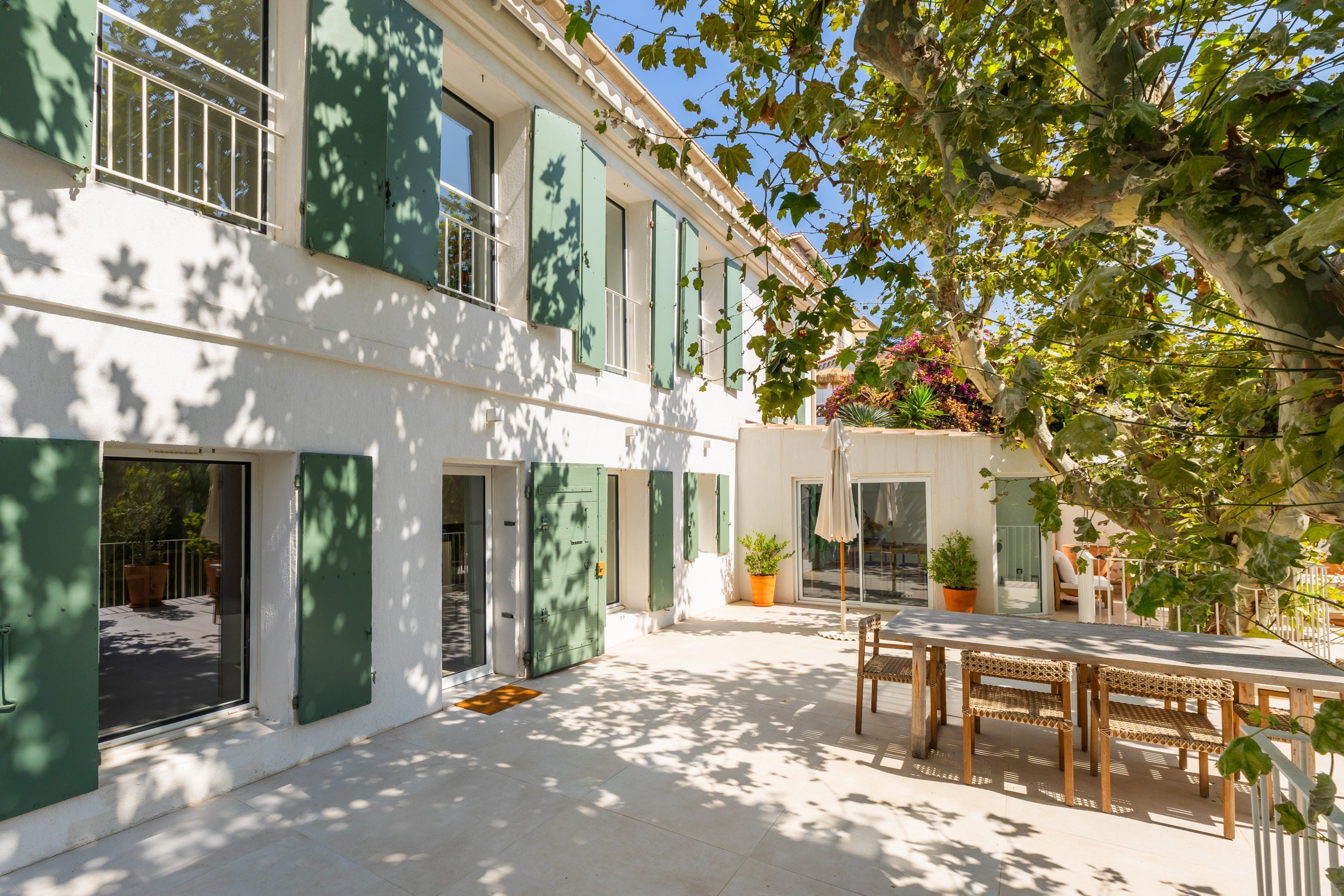  Marseille 7th arrondissement – Roucas Blanc  Renovated 5-Bedroom House with Sw… - 物件實景