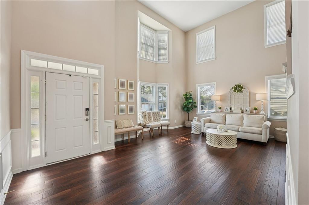 Canton, Georgia, 30115, United States, 6 Bedrooms Bedrooms, ,4 BathroomsBathrooms,Residential,For Sale,2035278