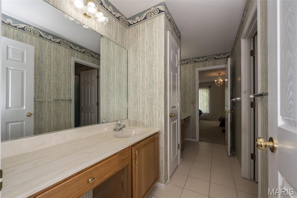 Wildwood, Missouri, 63005, United States, 4 Bedrooms Bedrooms, ,5 BathroomsBathrooms,Residential,For Sale,1866862