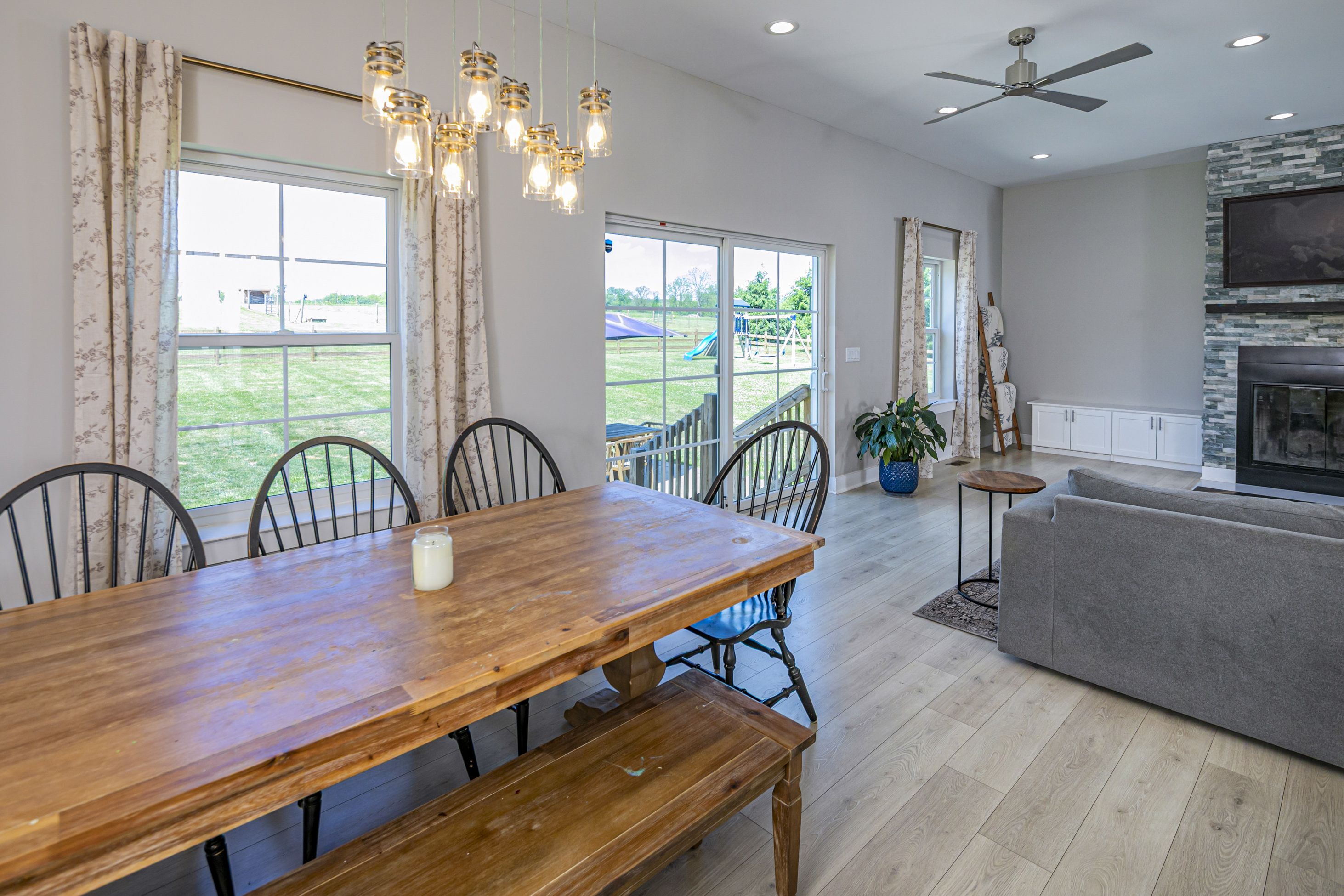  Elegant Open Concept Living on Six Pastoral Acres - 物件實景