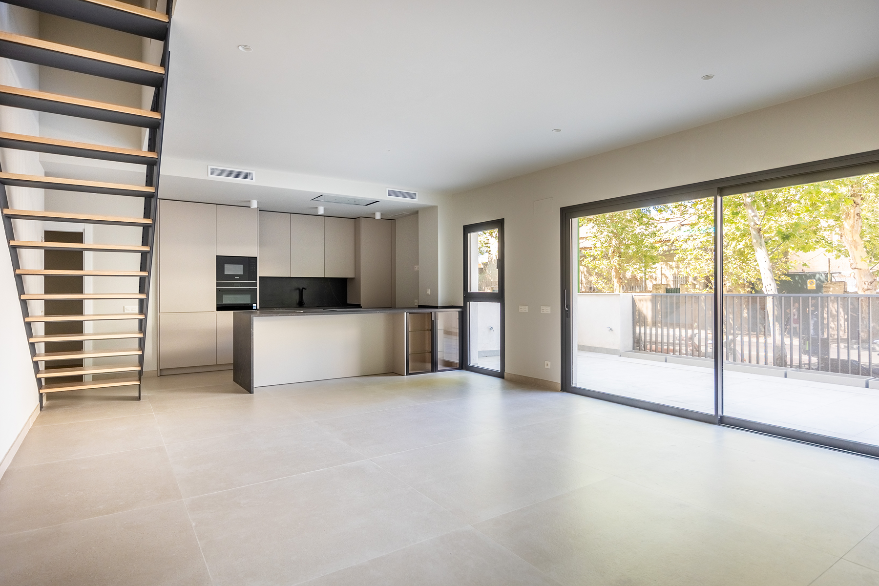  Exclusive duplex with terrace, two parking spaces and storage in Manuel Siurot - 物件實景